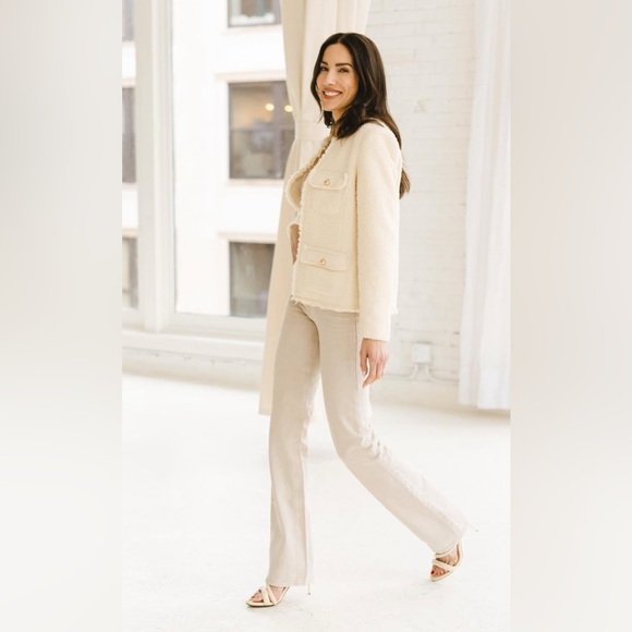 Shop one/third cream blazer in size small. Jacket 18 - Picture 4 of 9